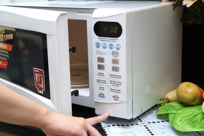 Sửa lò vi sóng Electrolux